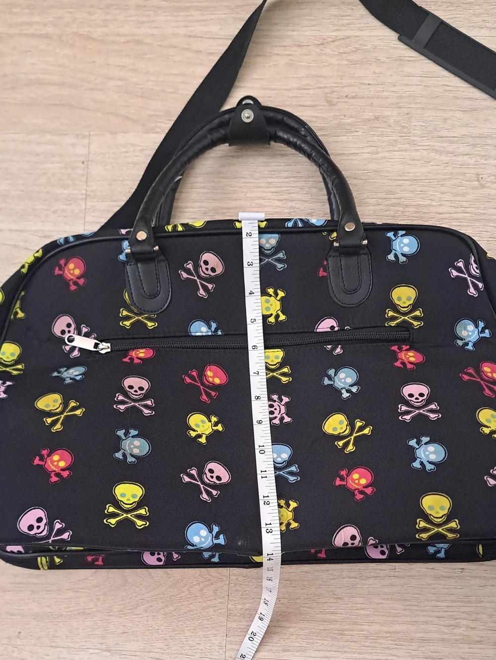 Skulls Design Black Duffel Bag with Multicolor Print